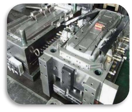 汽车模具